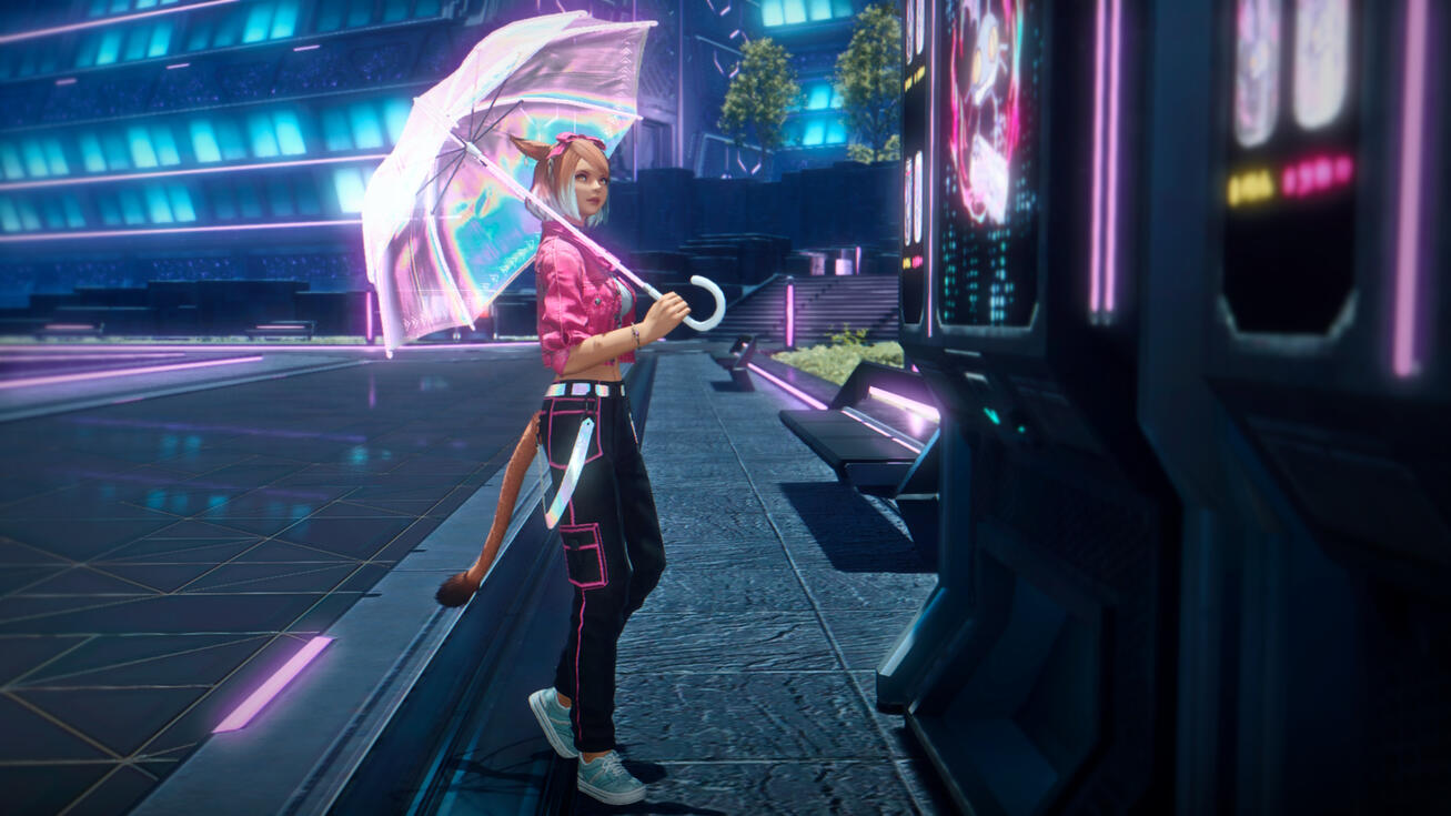 "Catching Eyes" | Jul 19 2024